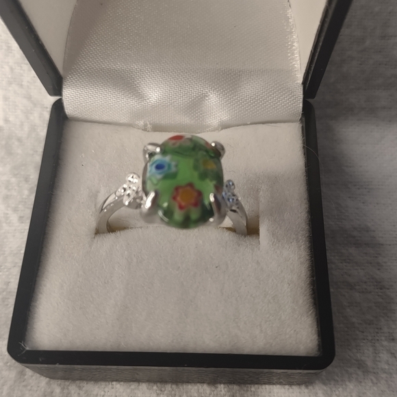 unbranded Jewelry - New women's size 9 floral ring